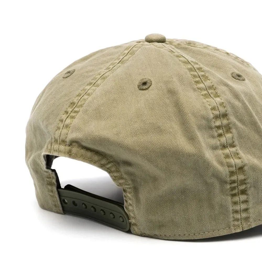 Бейсболка с логотипом