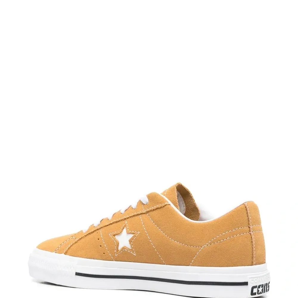 Кеды на шнуровке