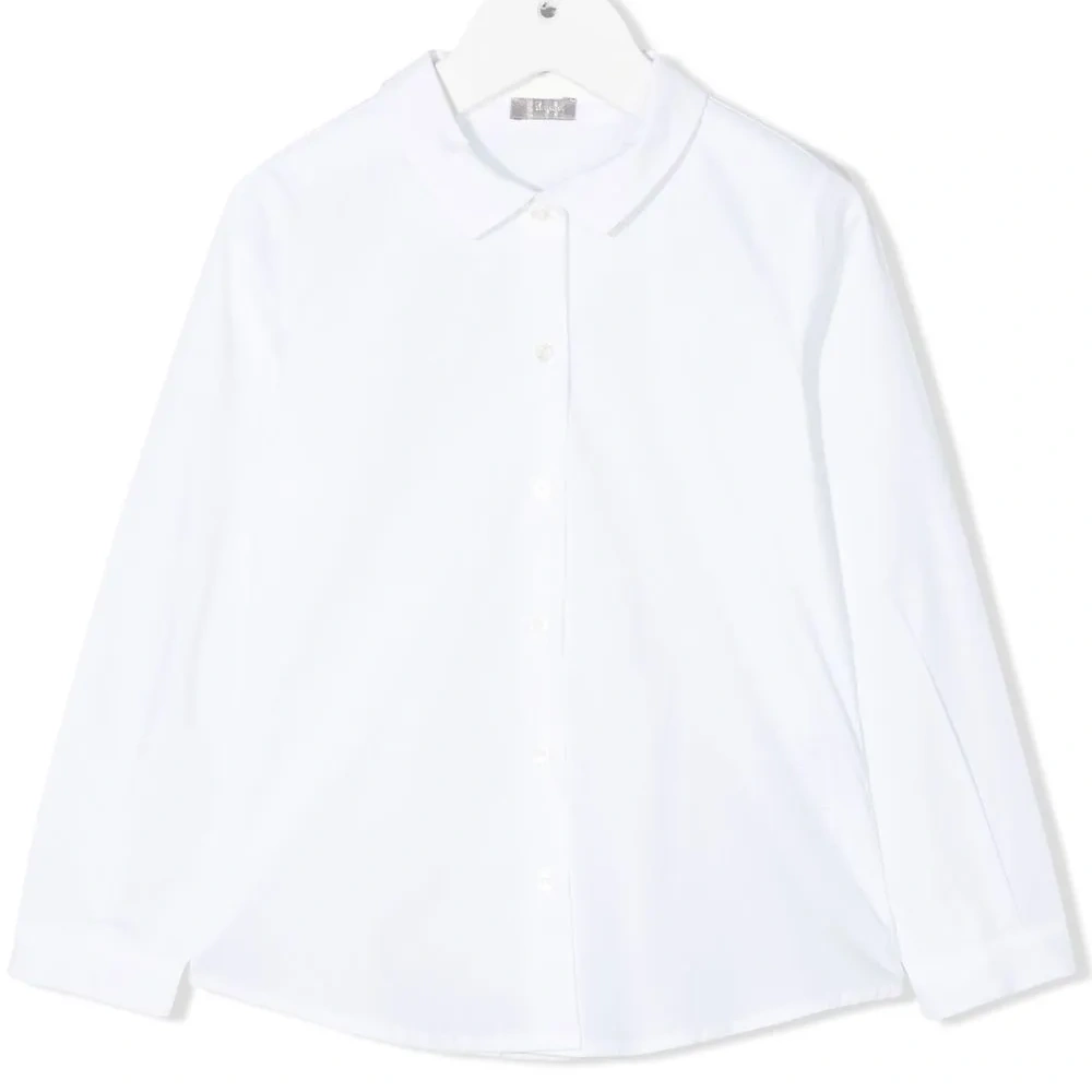 Рубашка узкого кроя