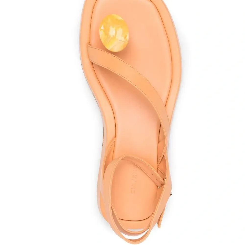 Сандалии с открытым носком