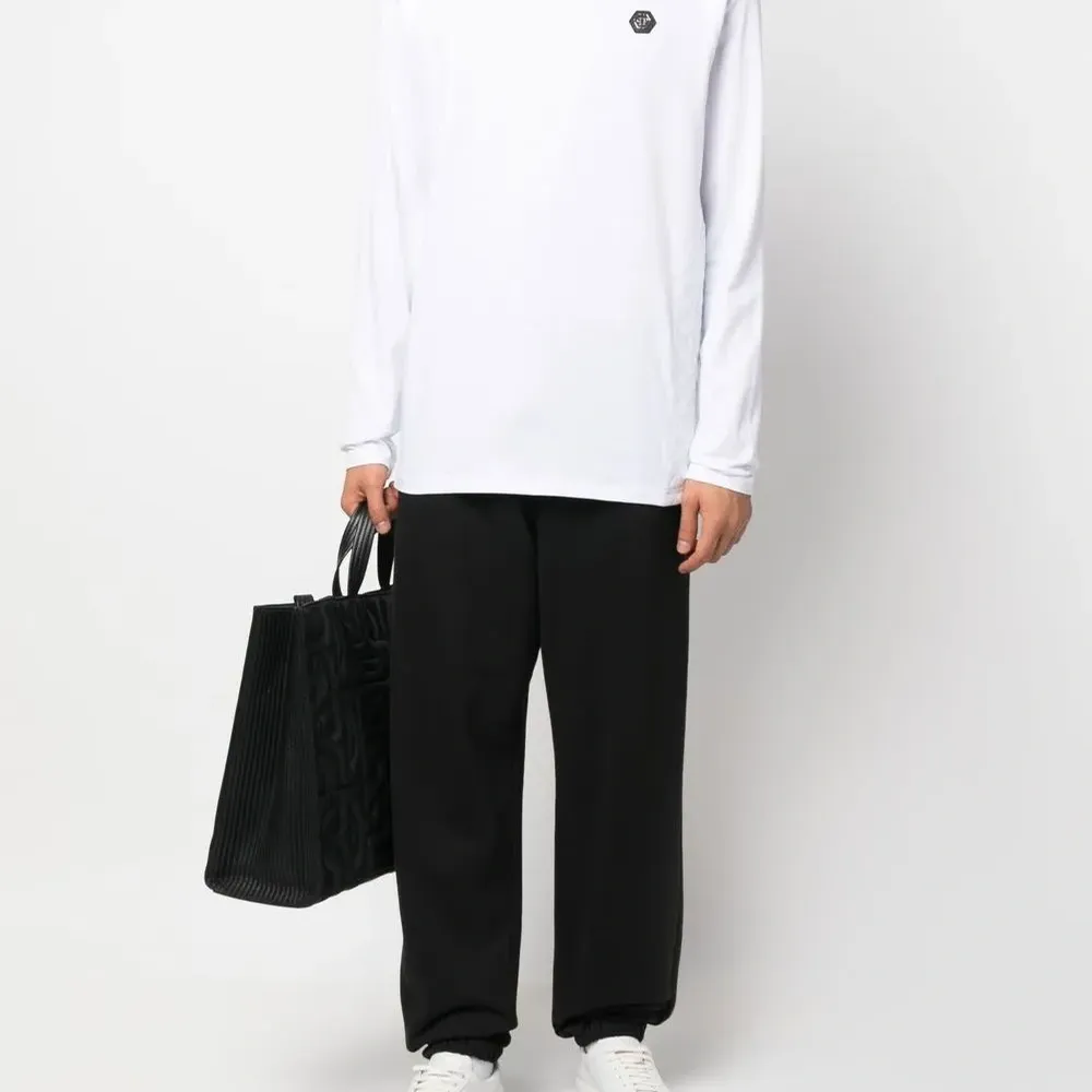 Футболка с длинными рукавами и логотипом