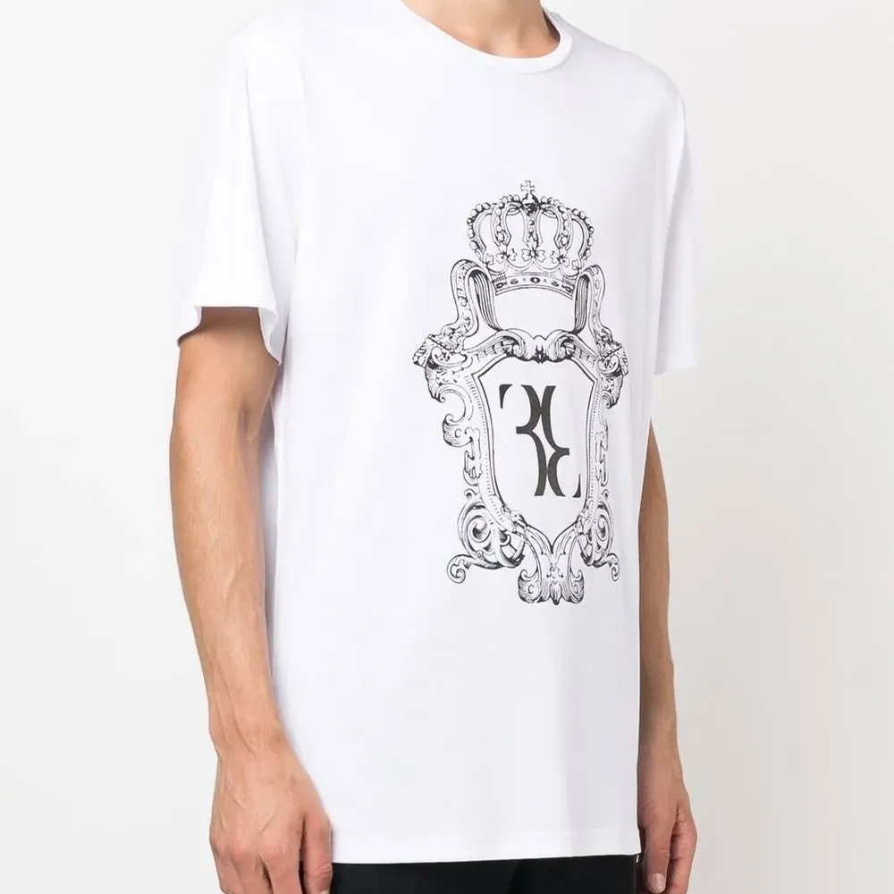 футболка с логотипом