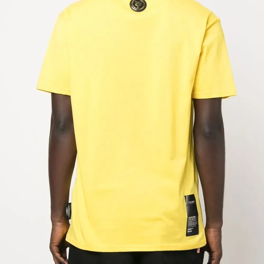 Футболка с логотипом