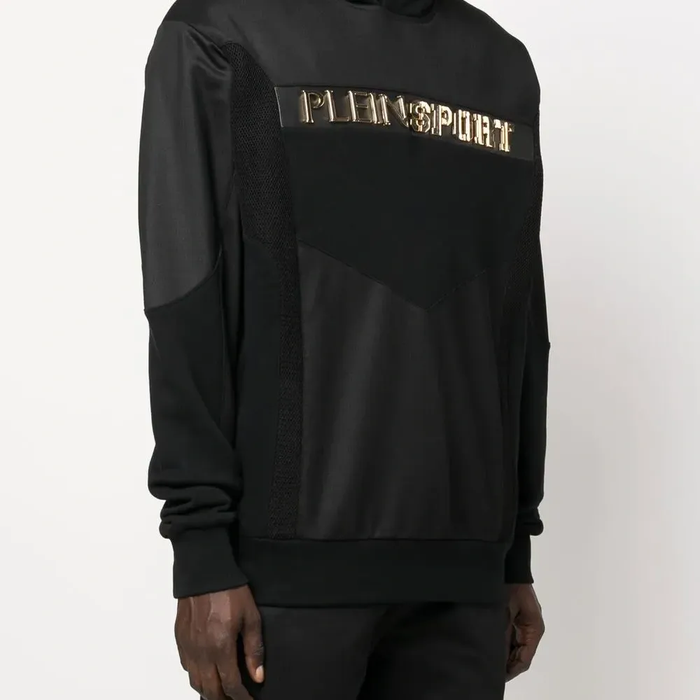 Худи с тисненым логотипом