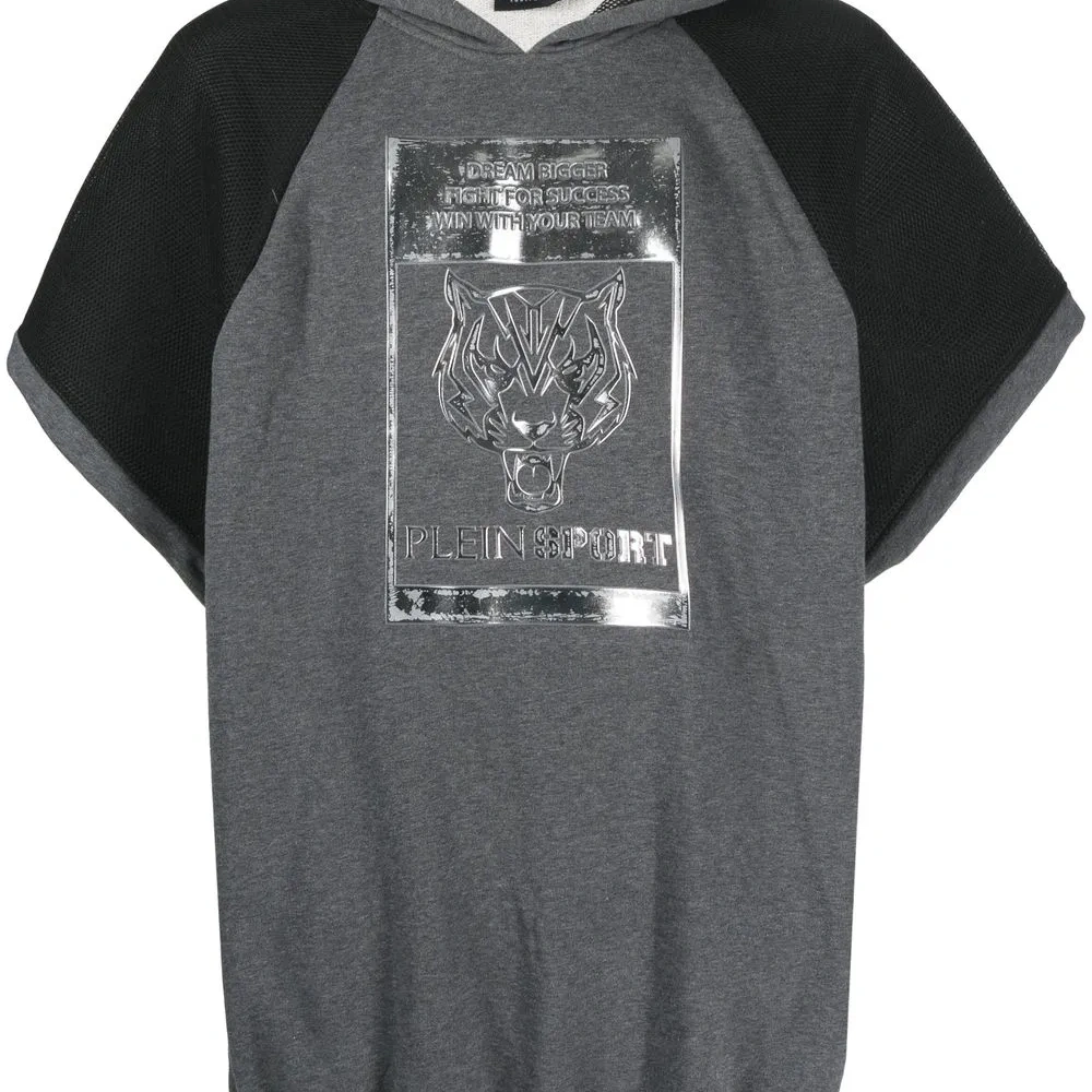 Худи с короткими рукавами и графичным принтом