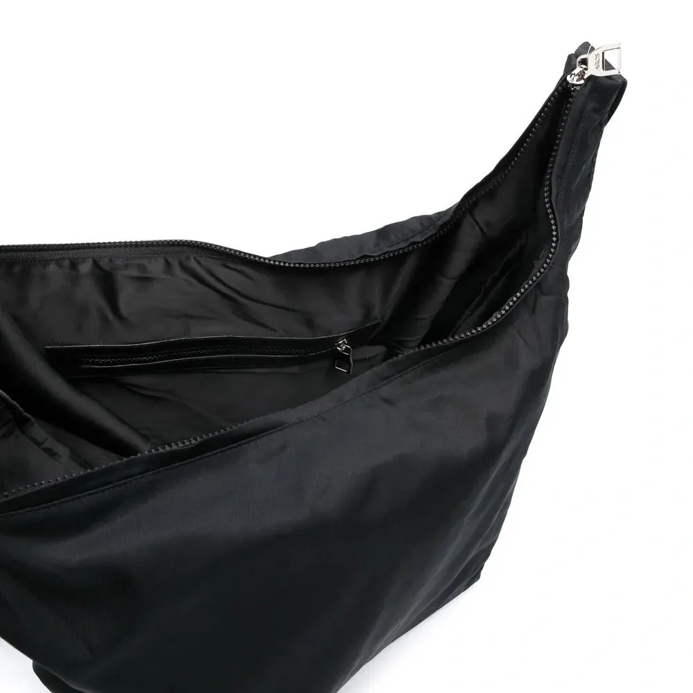 Сумка на плечо с пряжкой