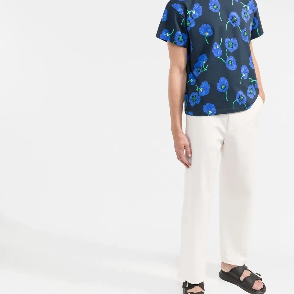 Футболка с цветочным принтом