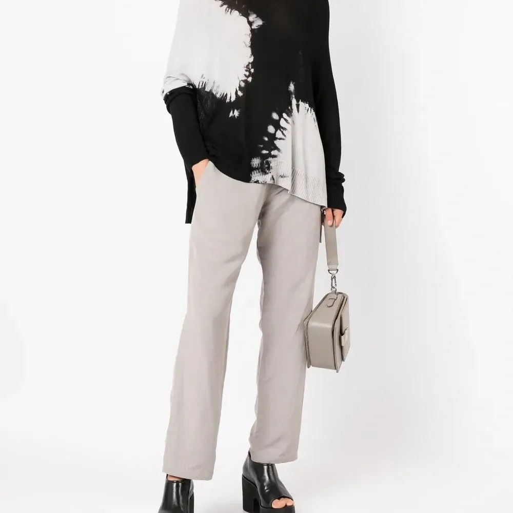 Прямые брюки с завышенной талией Прямые брюки с завышенной талией