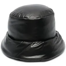 Дутая панама с нашивкой-логотипом