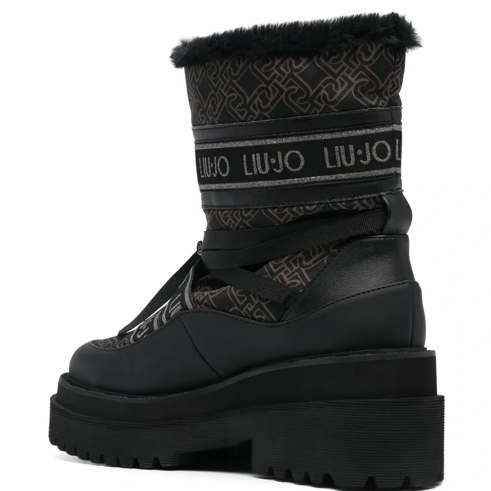 Ботильоны с монограммой