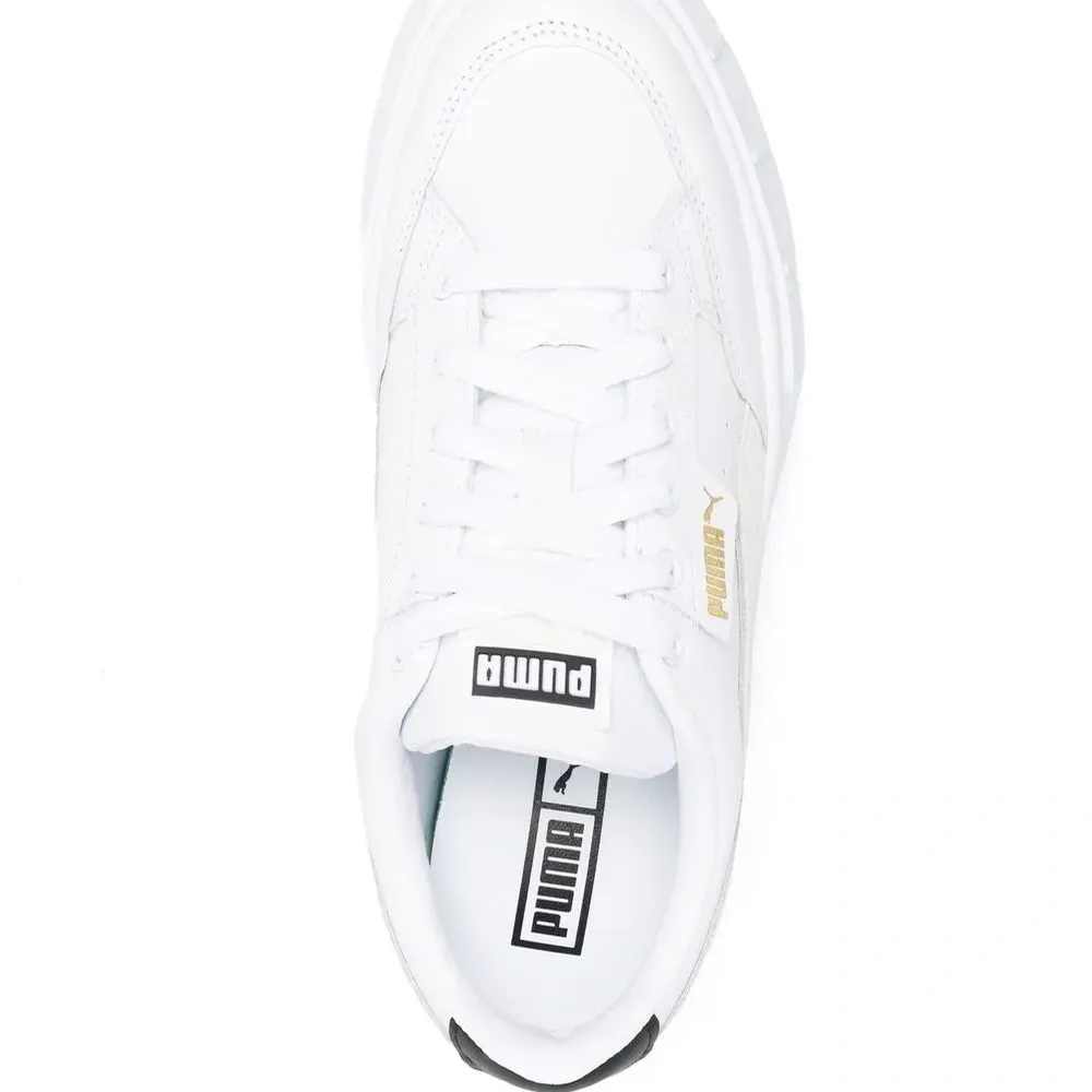 Массивные кроссовки на шнуровке Массивные кроссовки на шнуровке