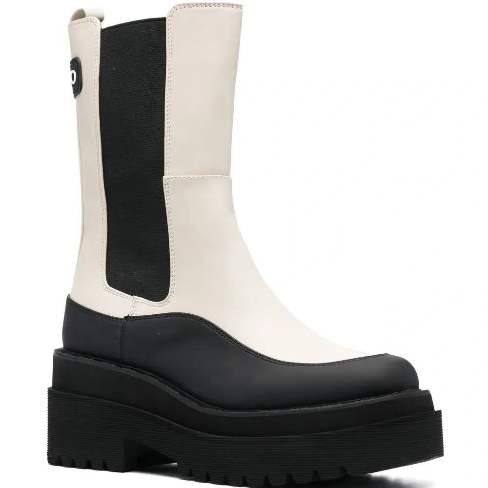 Массивные ботинки в двух тонах