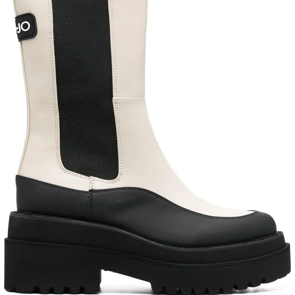 Массивные ботинки в двух тонах