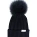 Шапка бини с помпоном и нашивкой-логотипом