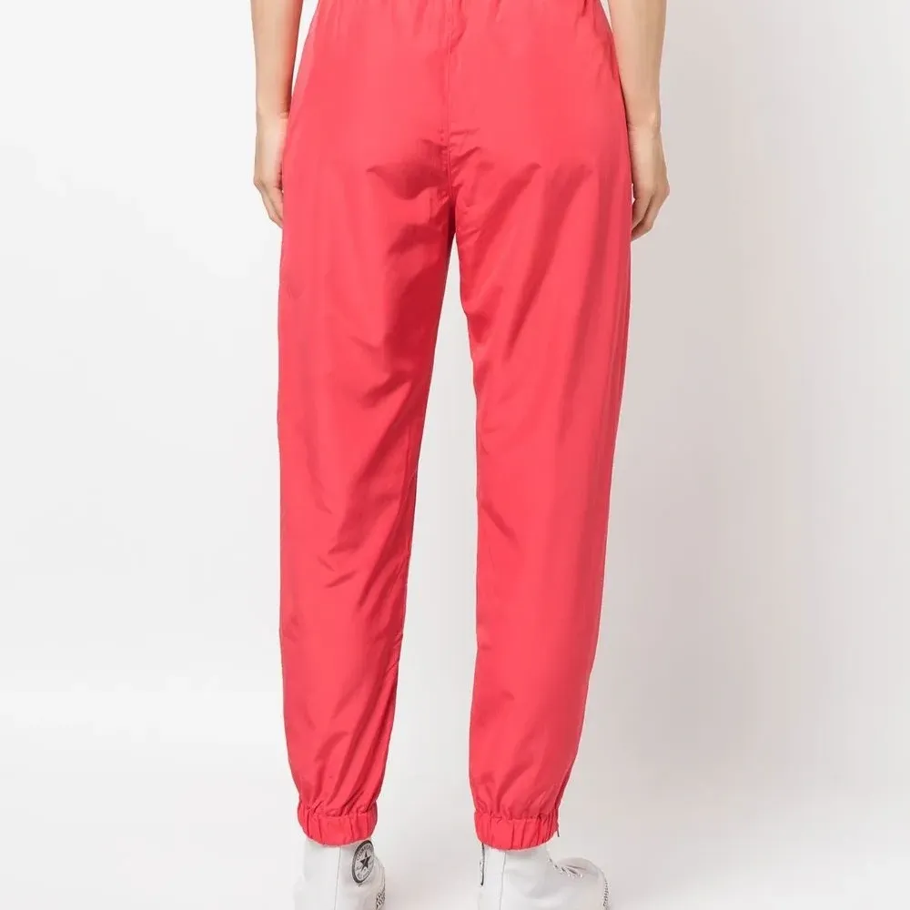 Джоггеры с нашивкой-логотипом