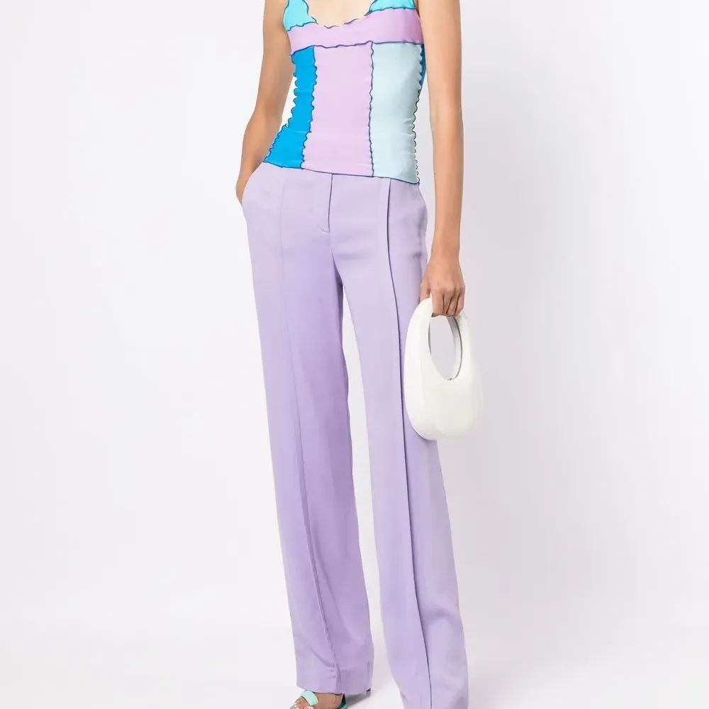 Топ в стиле колор-блок с вырезом халтер