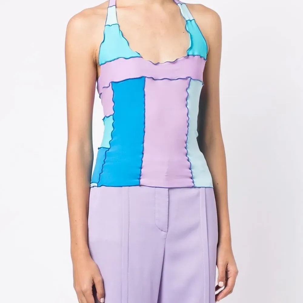 Топ в стиле колор-блок с вырезом халтер