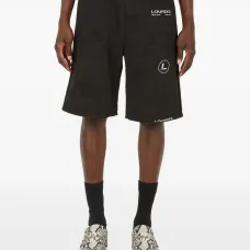 Шорты с накладным карманом