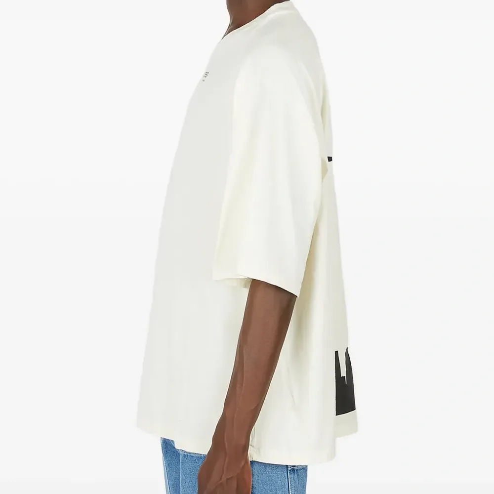 Футболка с принтом