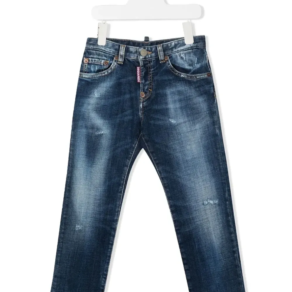 Узкие джинсы из вареного денима