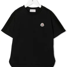 Футболка с нашивкой-логотипом