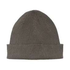 Шерстяная шапка бини в рубчик