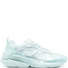 Кроссовки с нашивкой-логотипом