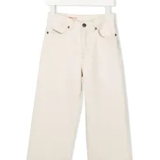 Широкие джинсы