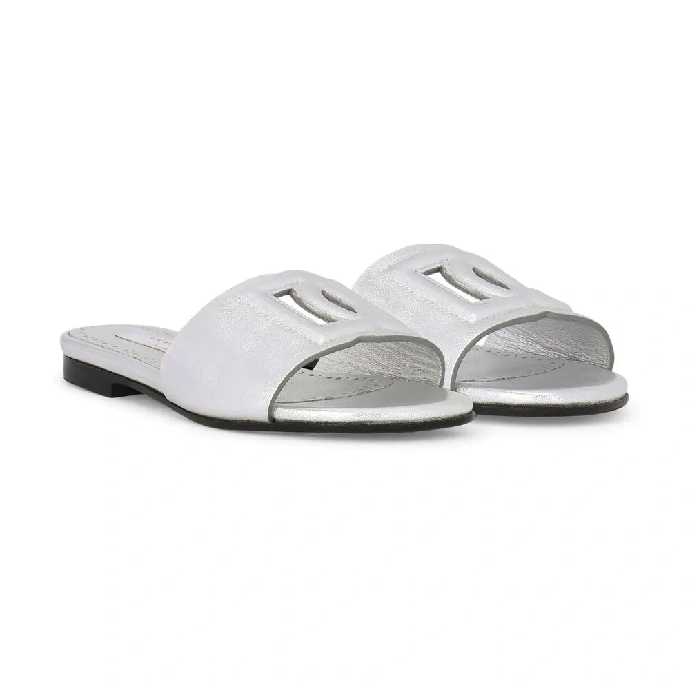 Сандалии с эффектом потертости