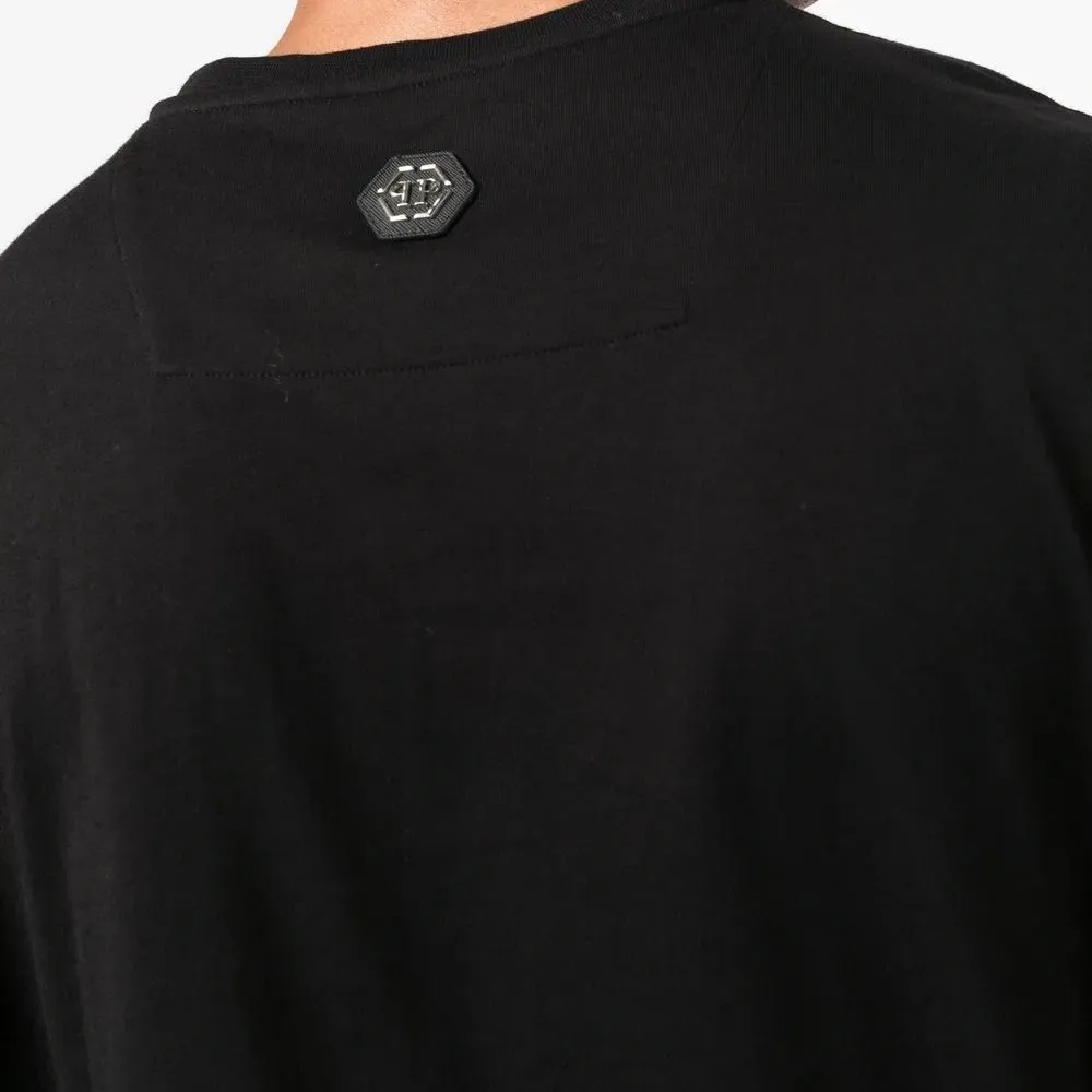 Футболка с логотипом