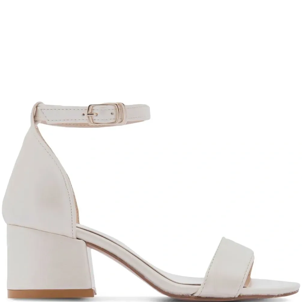 Босоножки на блочном каблуке