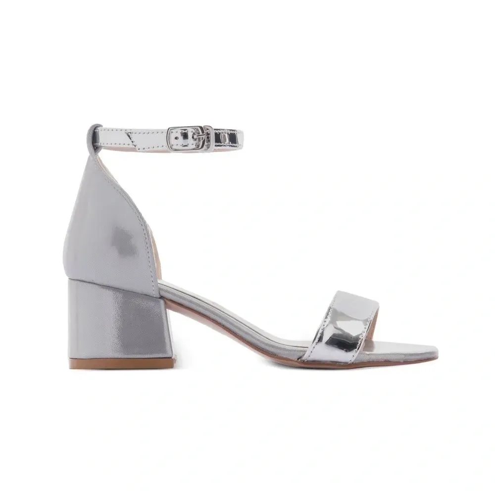 Босоножки на блочном каблуке