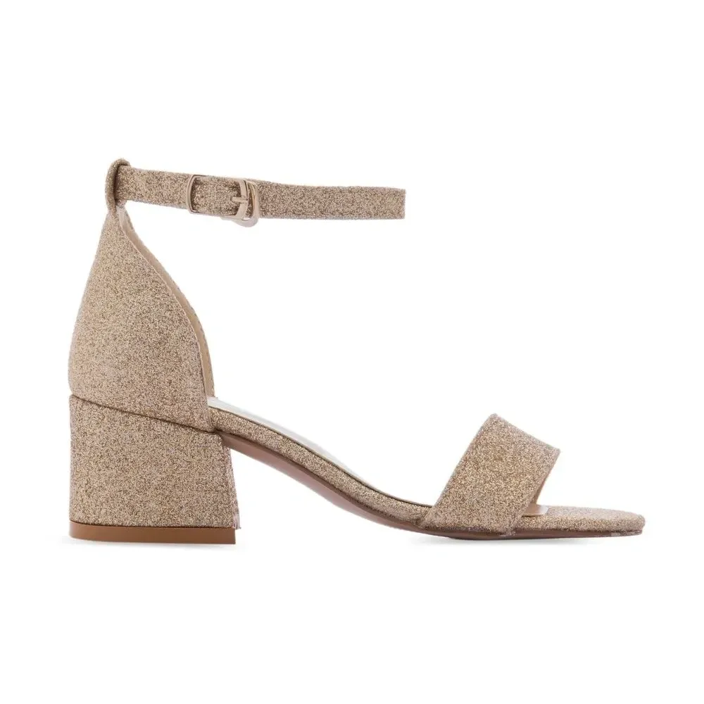 Босоножки на блочном каблуке с блестками