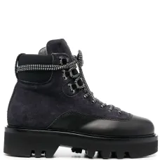 Ботинки на шнуровке