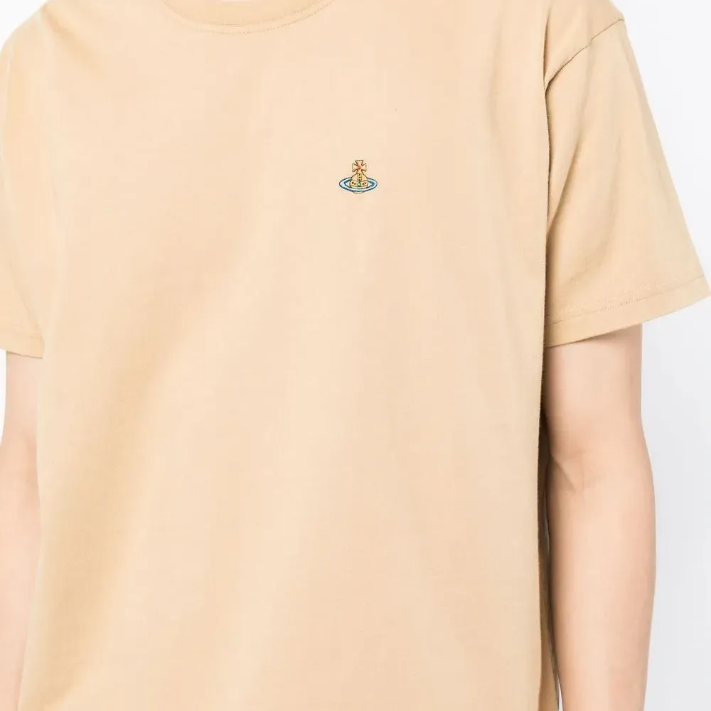 Футболка с логотипом