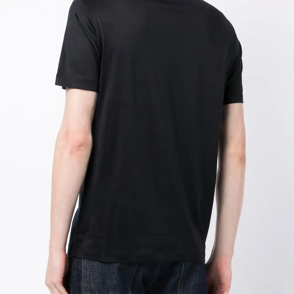 Футболка с логотипом