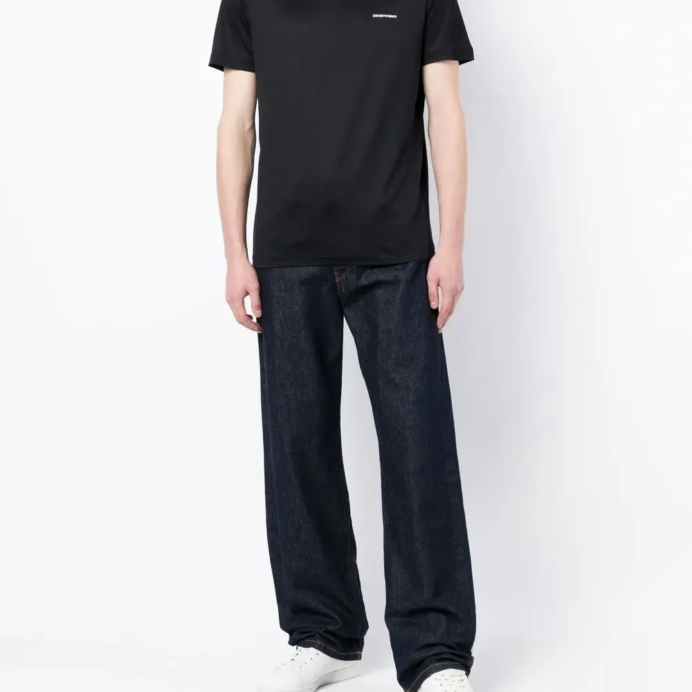 Футболка с логотипом