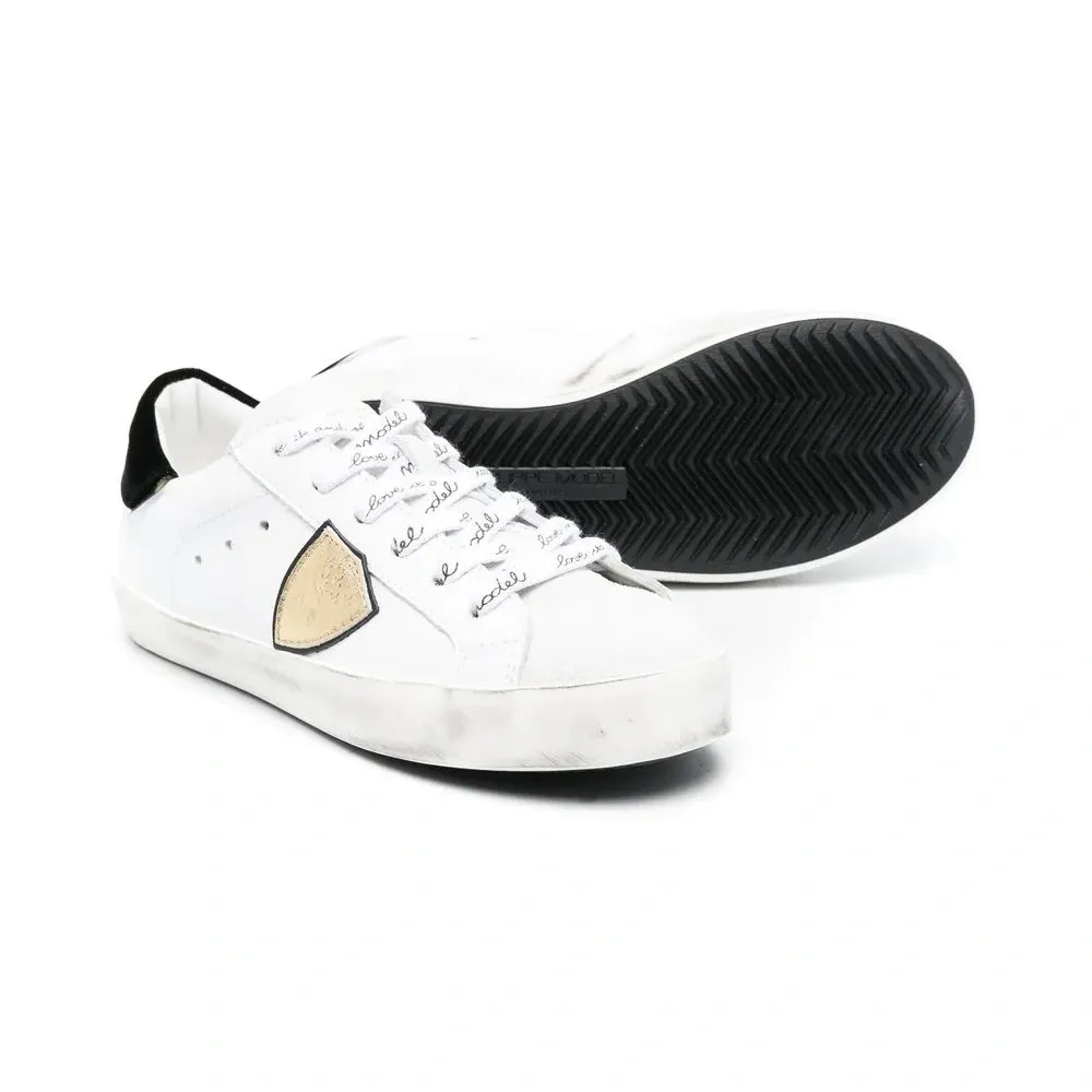 Кеды с логотипом