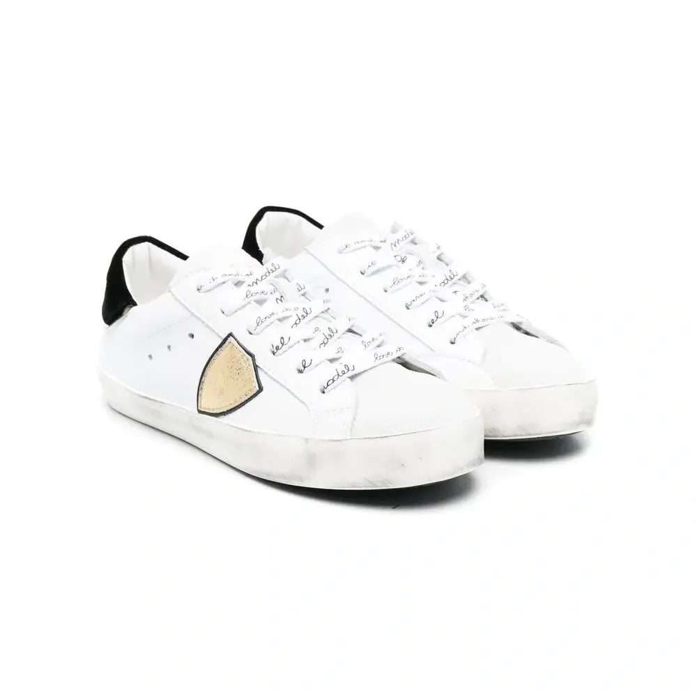 Кеды с логотипом