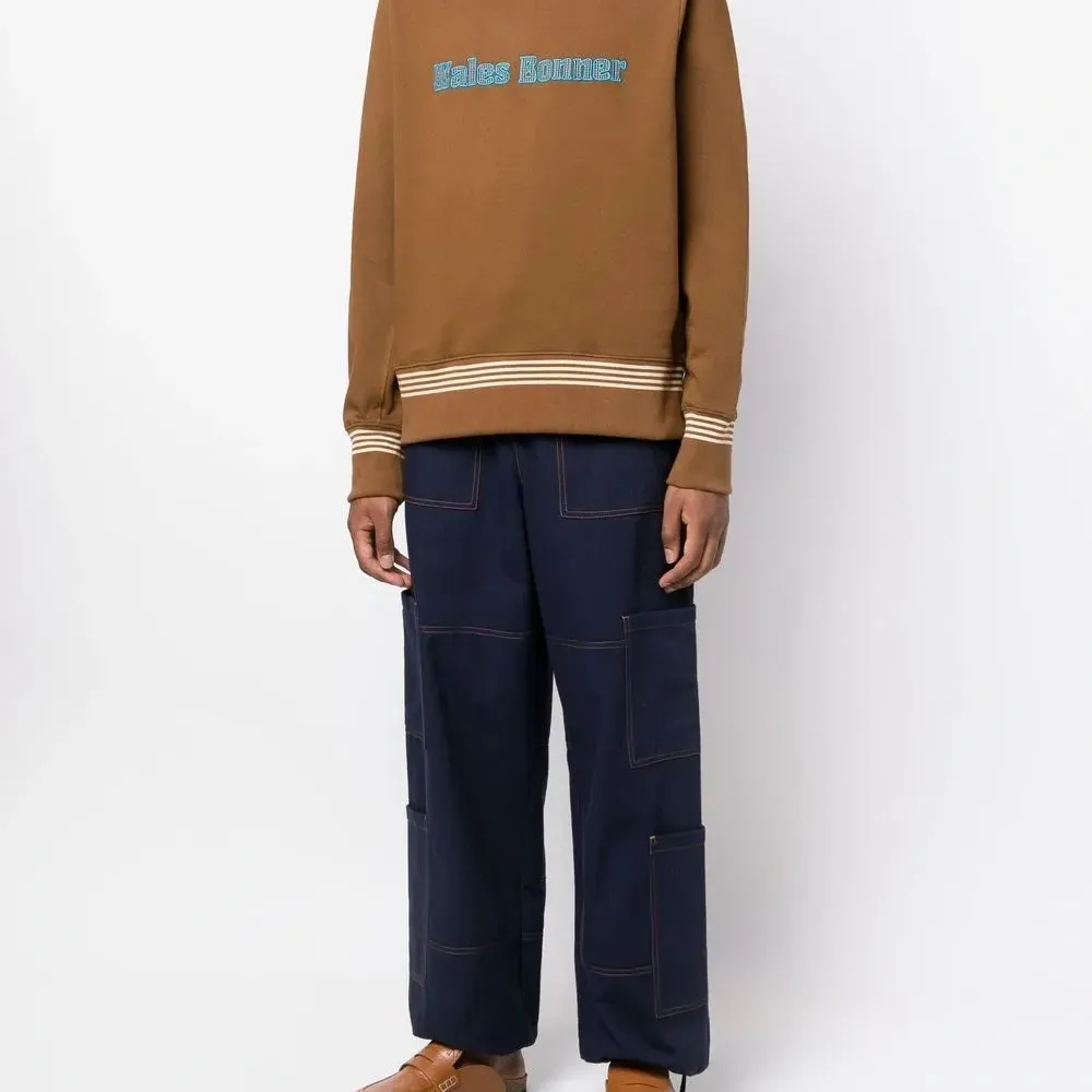 Толстовка с вышитым логотипом