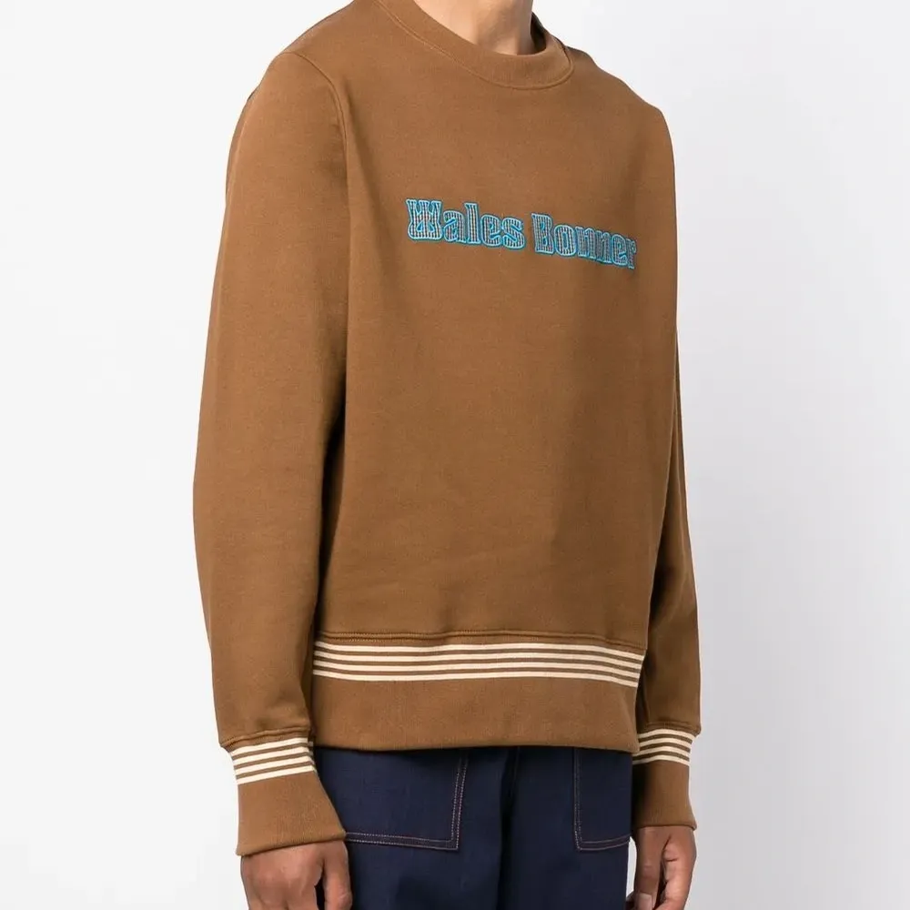 Толстовка с вышитым логотипом