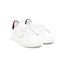 Кроссовки с контрастным задником