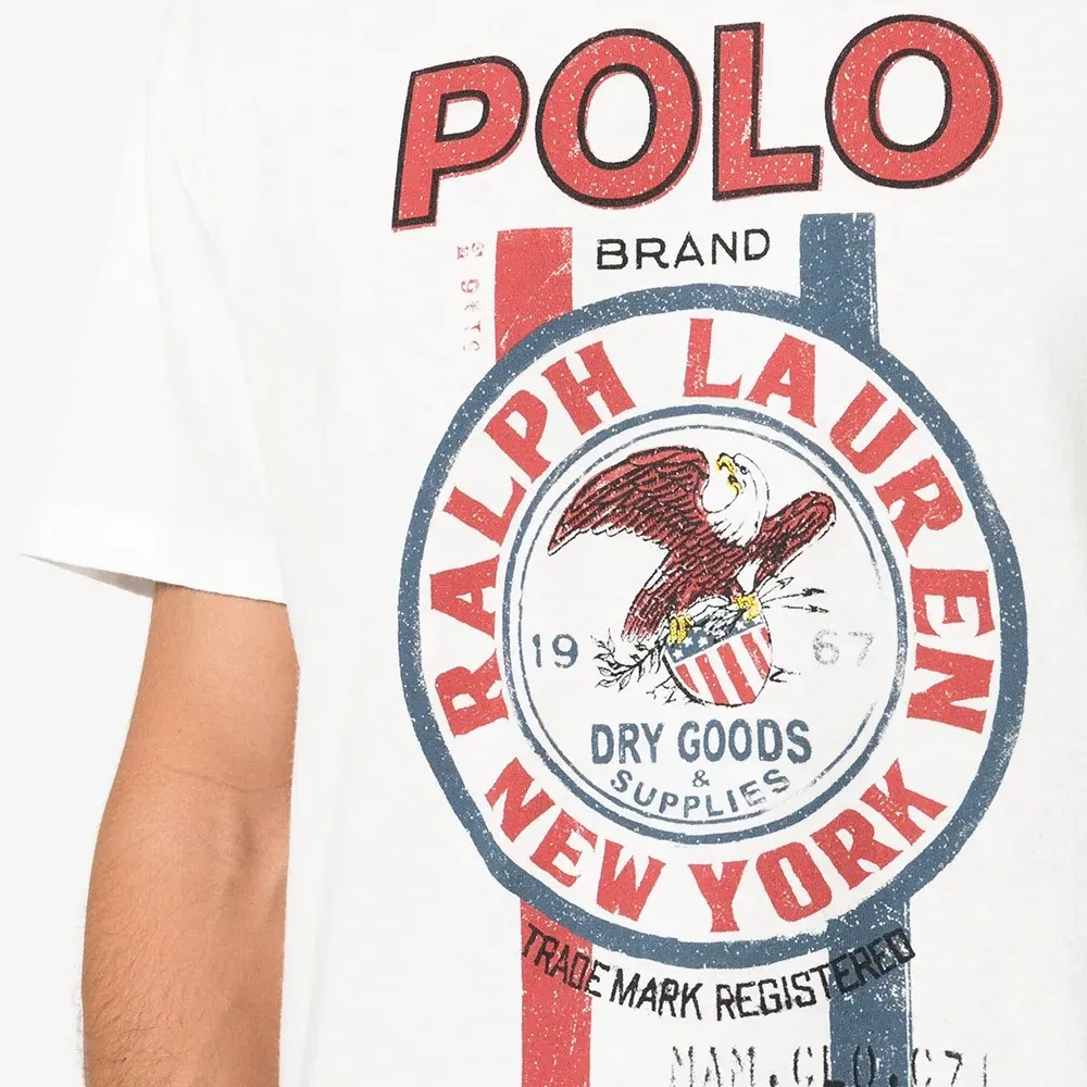 Футболка с логотипом