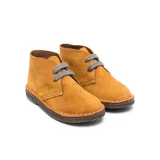 Ботинки на шнуровке