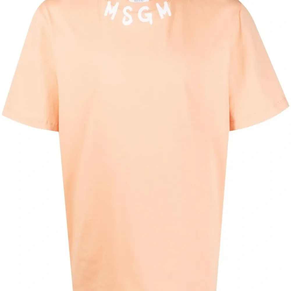 Футболка с логотипом