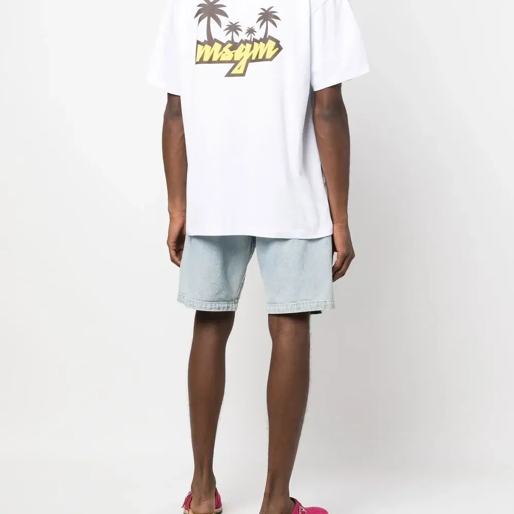 Футболка с логотипом