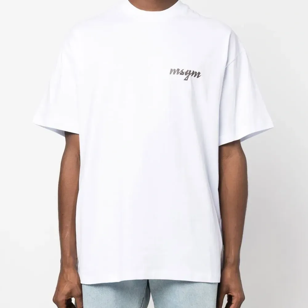 Футболка с логотипом