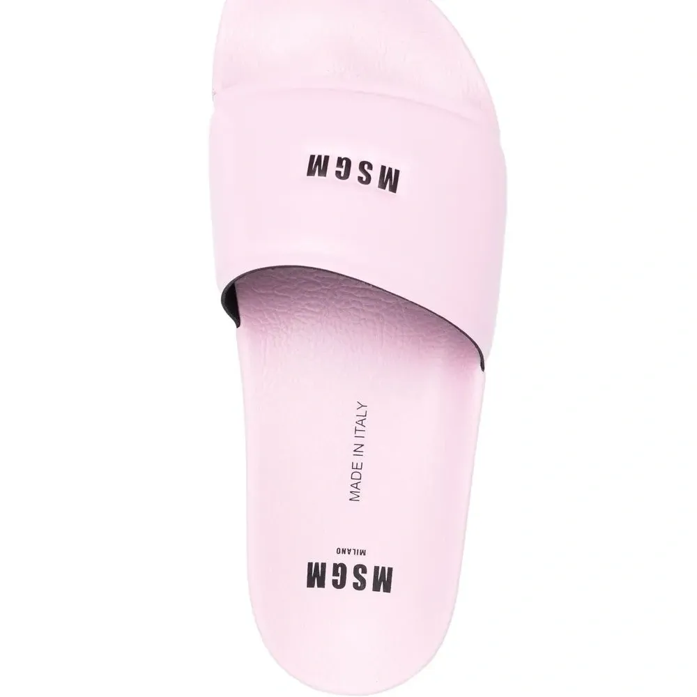 шлепанцы с логотипом