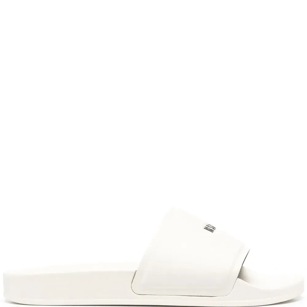 шлепанцы с логотипом