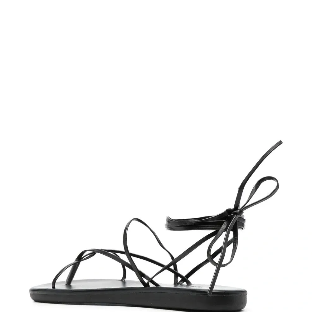 Сандалии с завязками на щиколотке